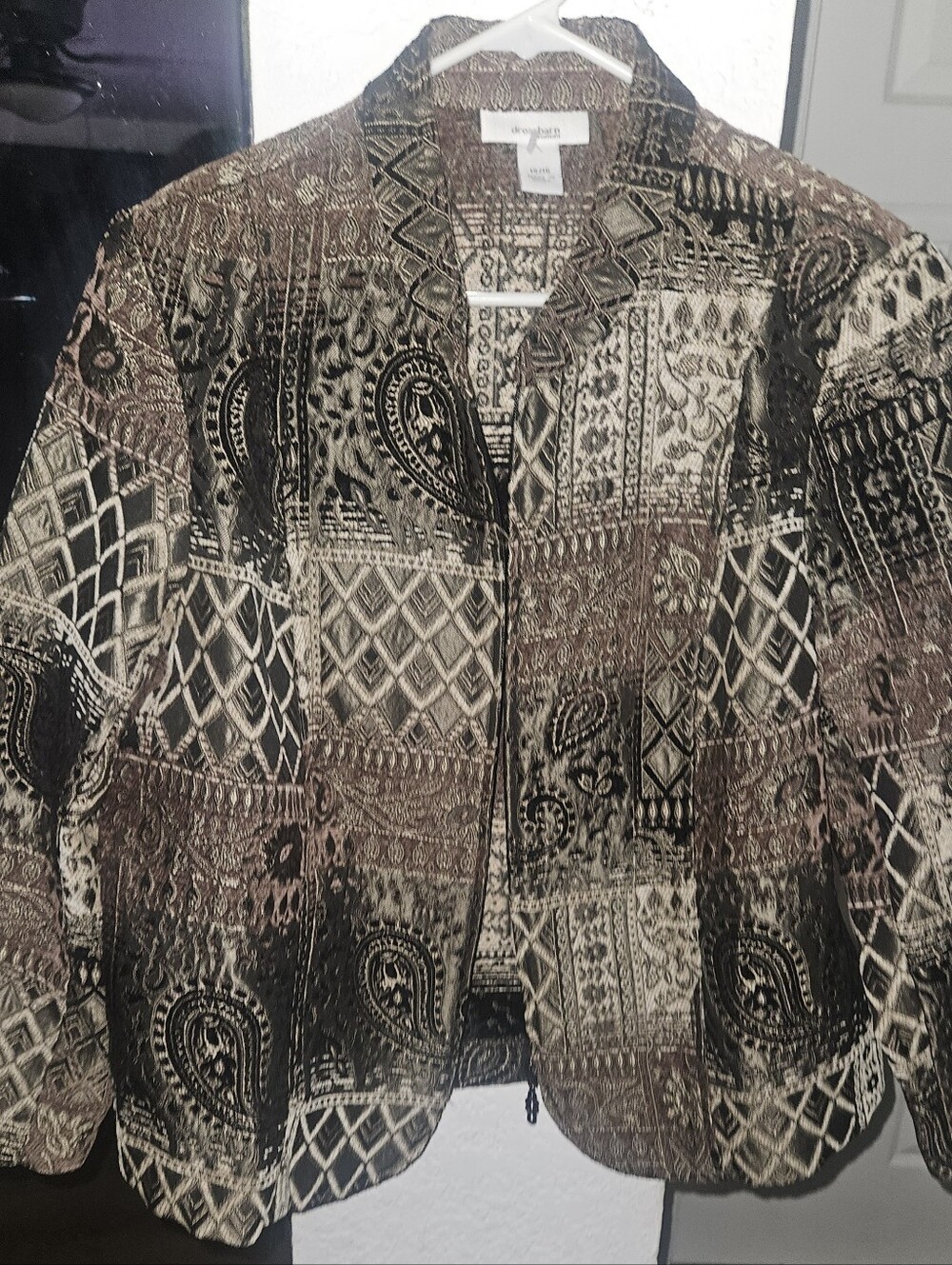Vintage-Inspired Patterned Women’s Jacket - Brown & Black
